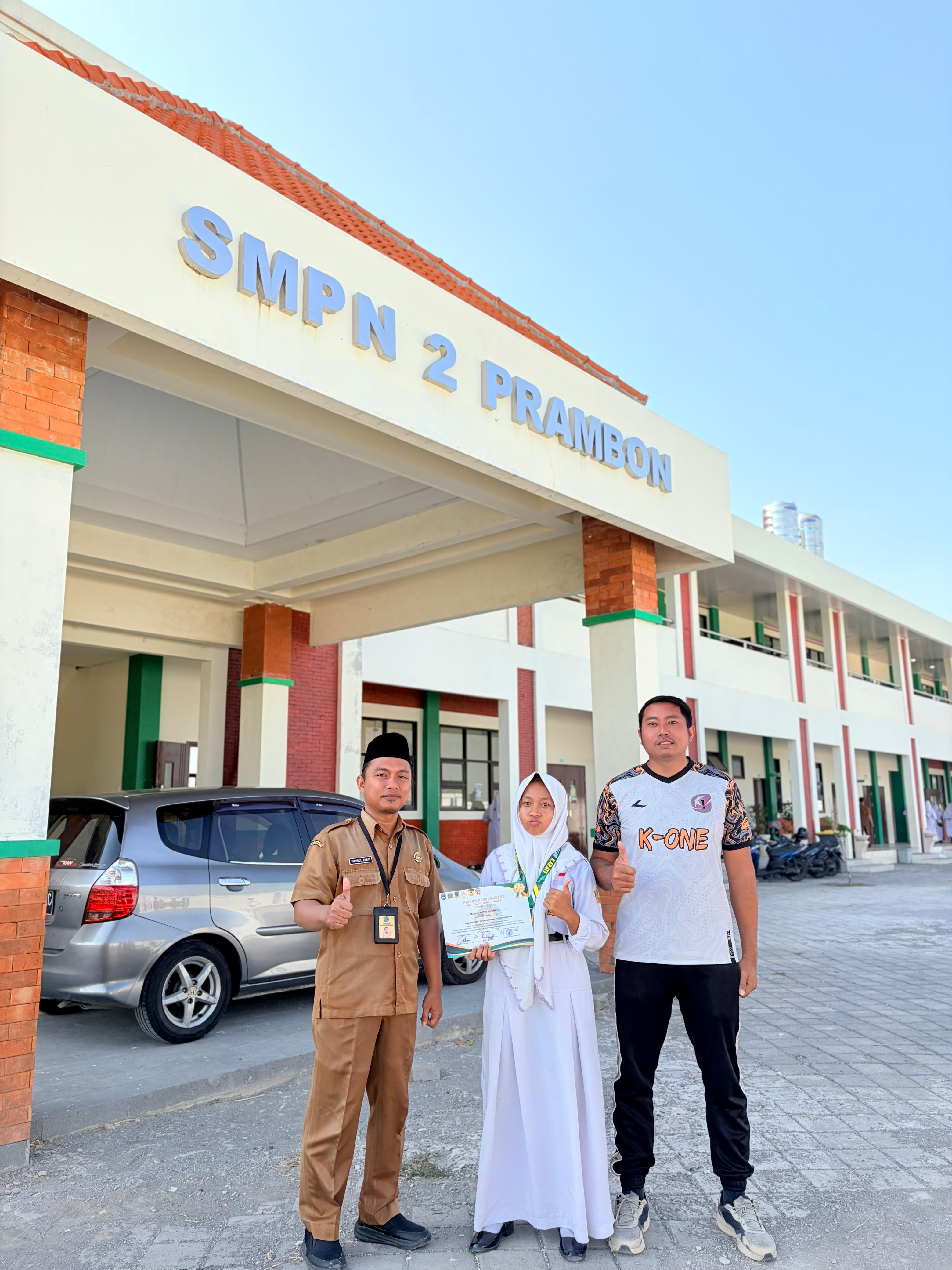 Juara 2 Kumite Putri -49kg Komandan Korem